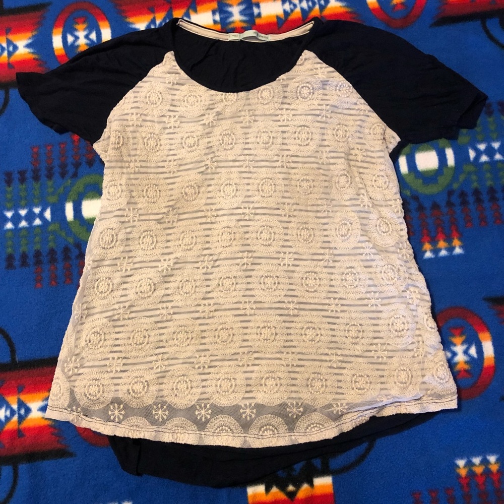 Maurice’s top